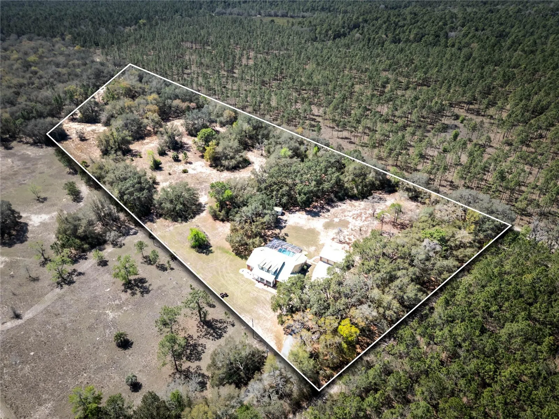 14020 SE 106th Street Ocklawaha FL 32179