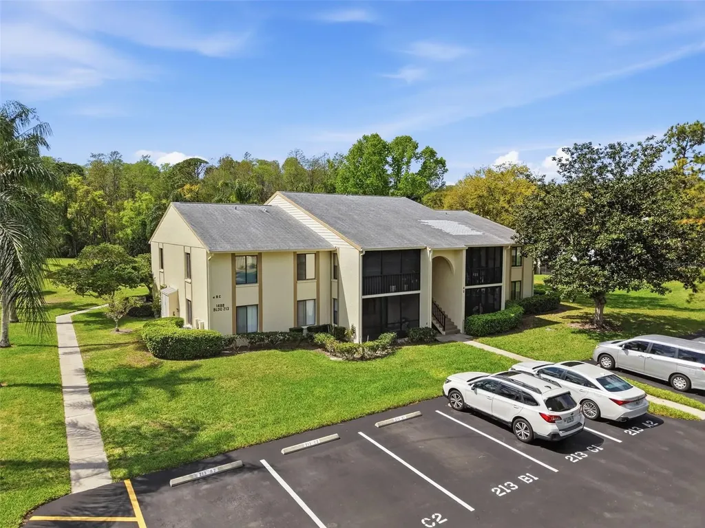 1488 Pine Glen Lane Tarpon Springs FL 34688