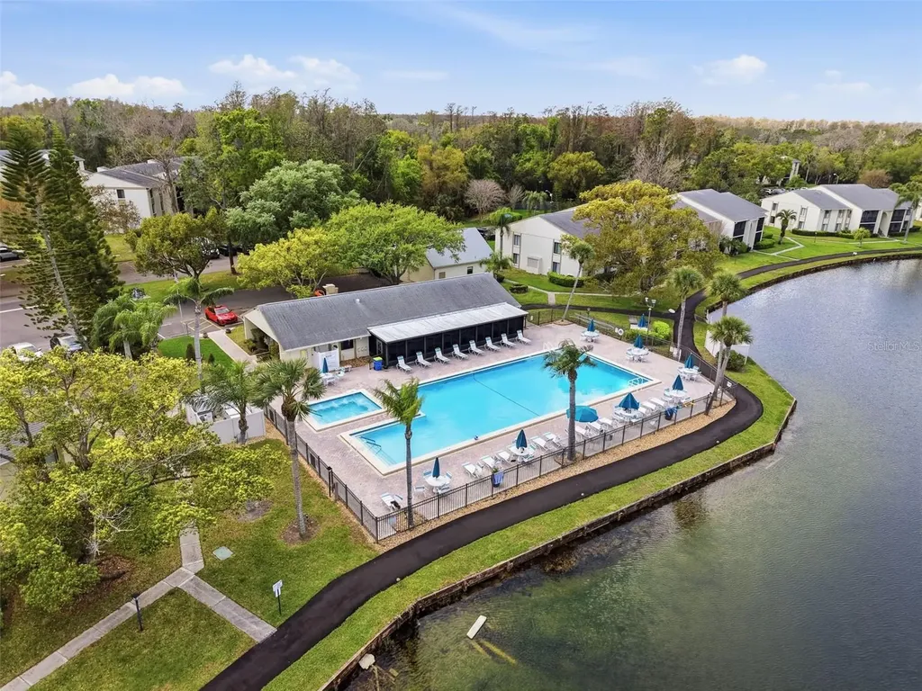 1488 Pine Glen Lane Tarpon Springs FL 34688