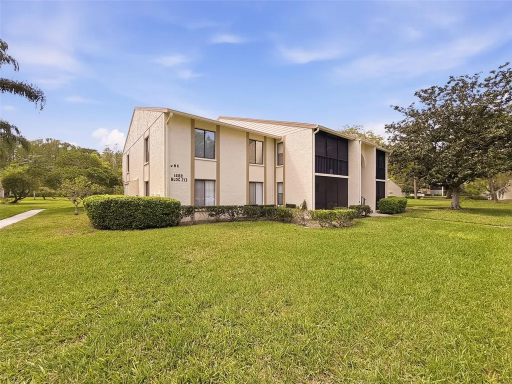 1488 Pine Glen Lane Tarpon Springs FL 34688