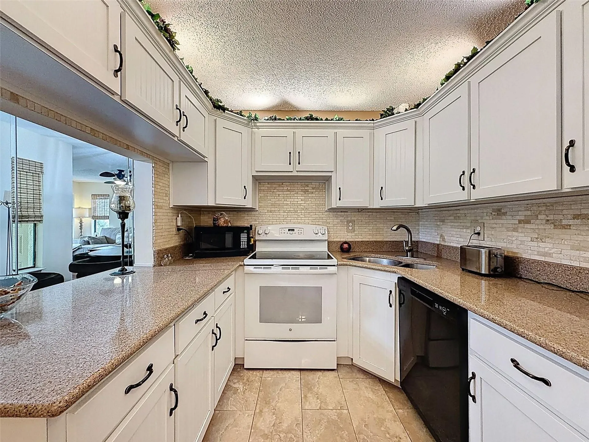 1488 Pine Glen Lane Tarpon Springs FL 34688