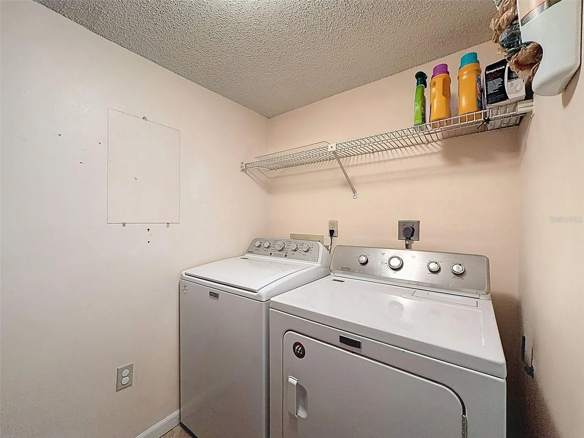 1488 Pine Glen Lane Tarpon Springs FL 34688