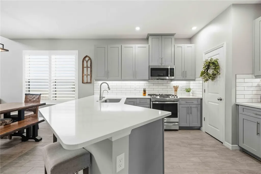 8252 Shooting Star Road Sarasota FL 34241