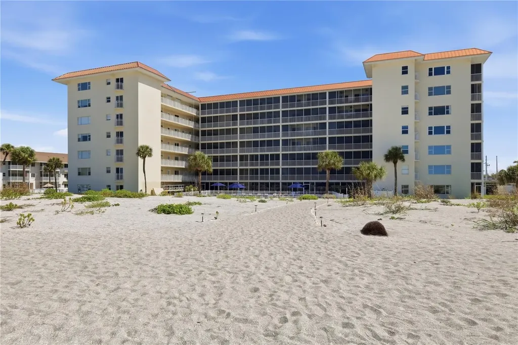 1150 Tarpon Center Drive Venice FL 34285