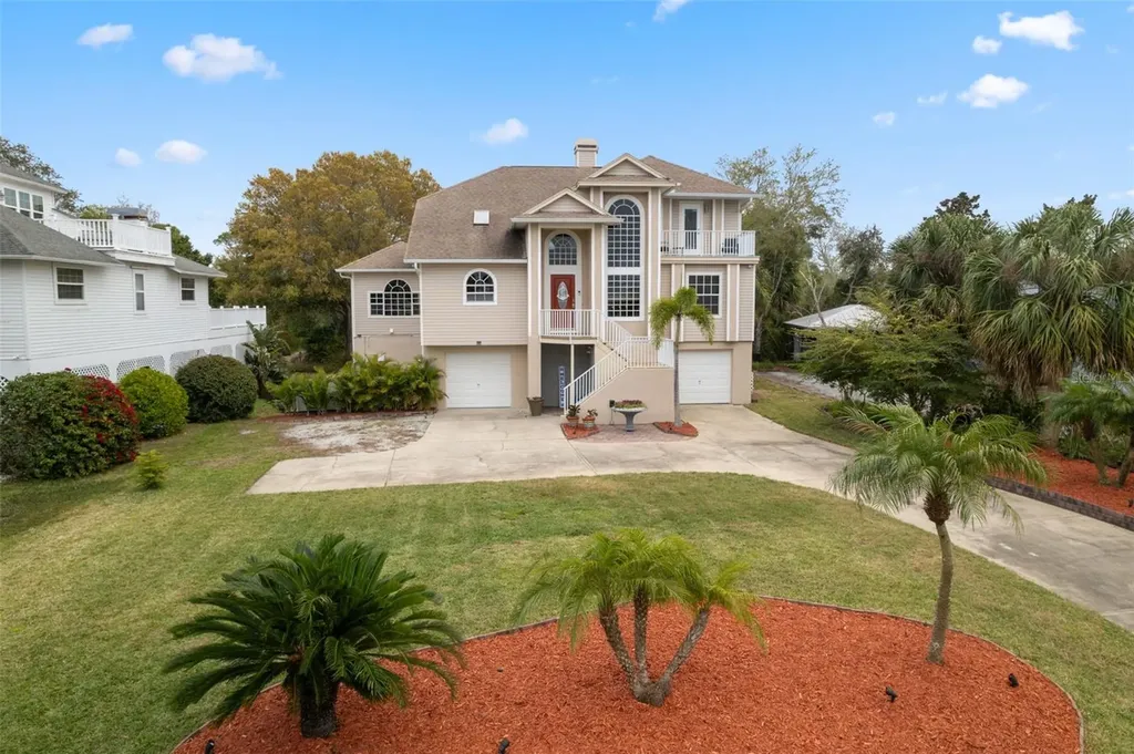 3114 Bluff Boulevard Holiday FL 34691