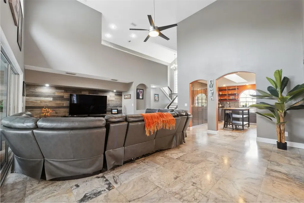 3114 Bluff Boulevard Holiday FL 34691