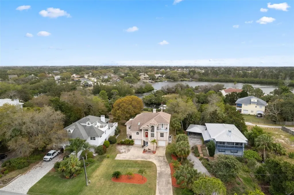 3114 Bluff Boulevard Holiday FL 34691