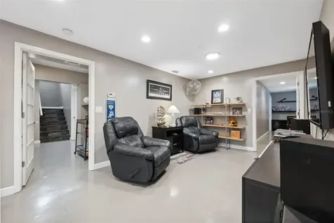 3114 Bluff Boulevard Holiday FL 34691