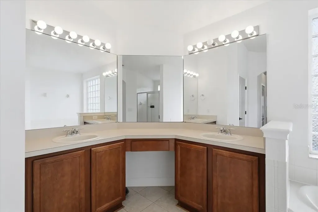 13 Uniontin Court Palm Coast FL 32164