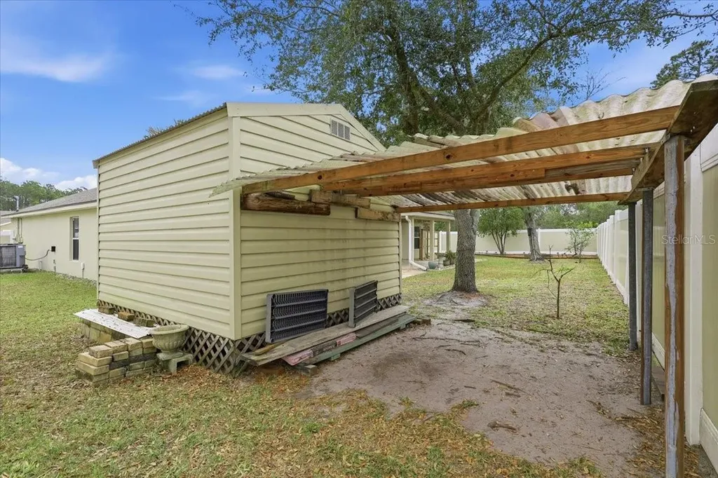 13 Uniontin Court Palm Coast FL 32164