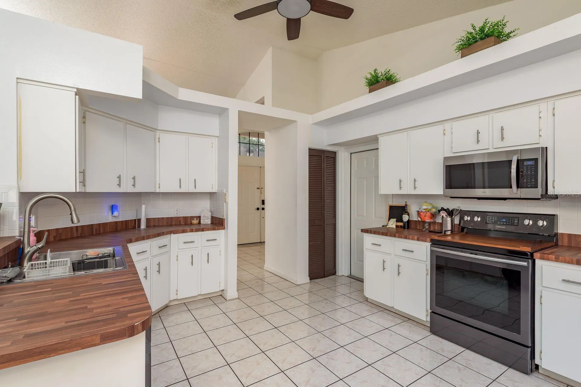 13825 Leroux Drive Hudson FL 34669