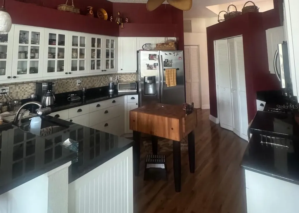 4062 Westbourne Circle Sarasota FL 34238