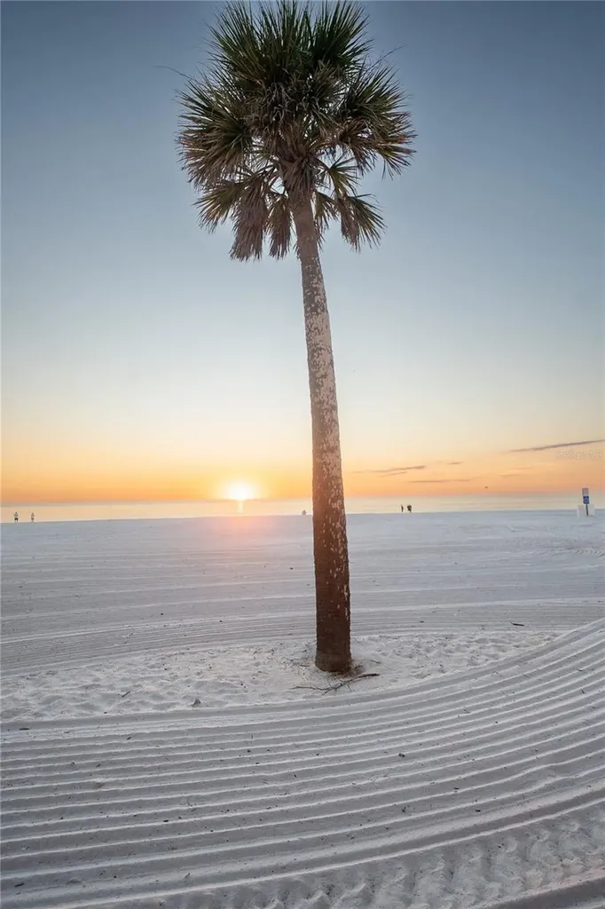 130 177th Terrace W Redington Shores FL 33708