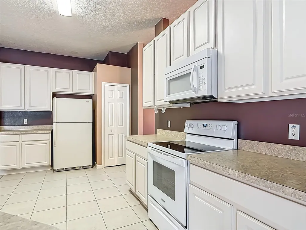 1296 Saxon Boulevard Deltona FL 32725