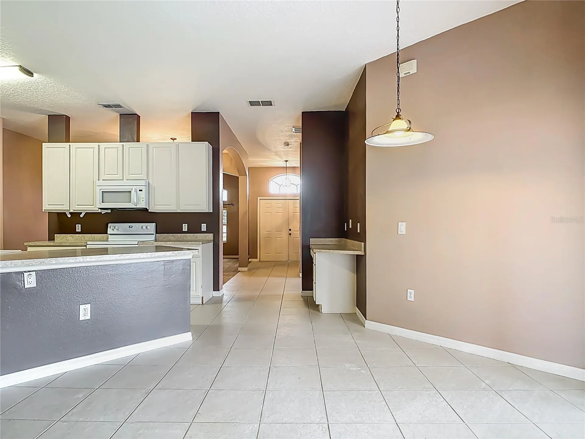 1296 Saxon Boulevard Deltona FL 32725