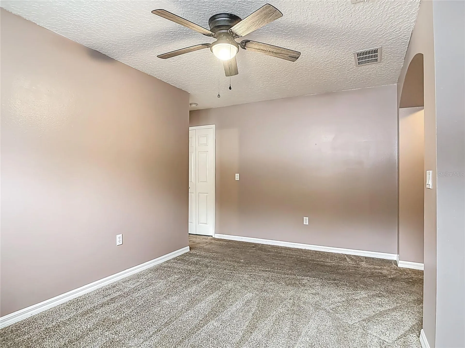 1296 Saxon Boulevard Deltona FL 32725