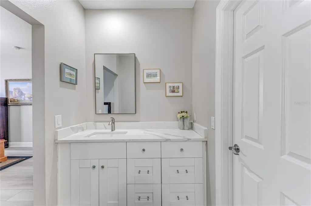 5401 Cafrey Place Apollo Beach FL 33572