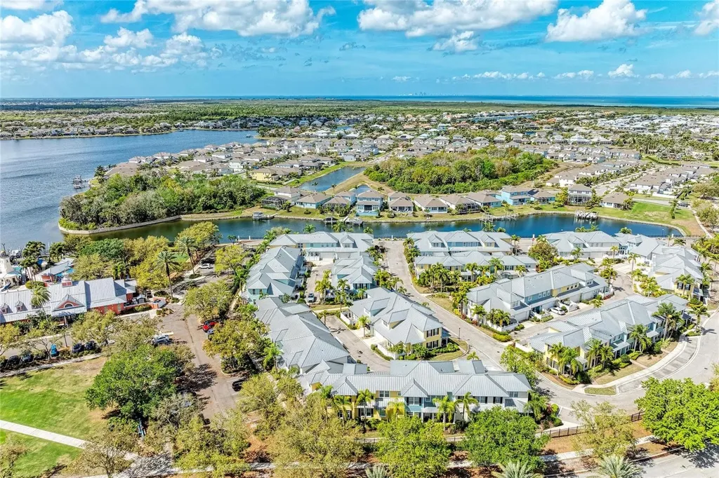5401 Cafrey Place Apollo Beach FL 33572