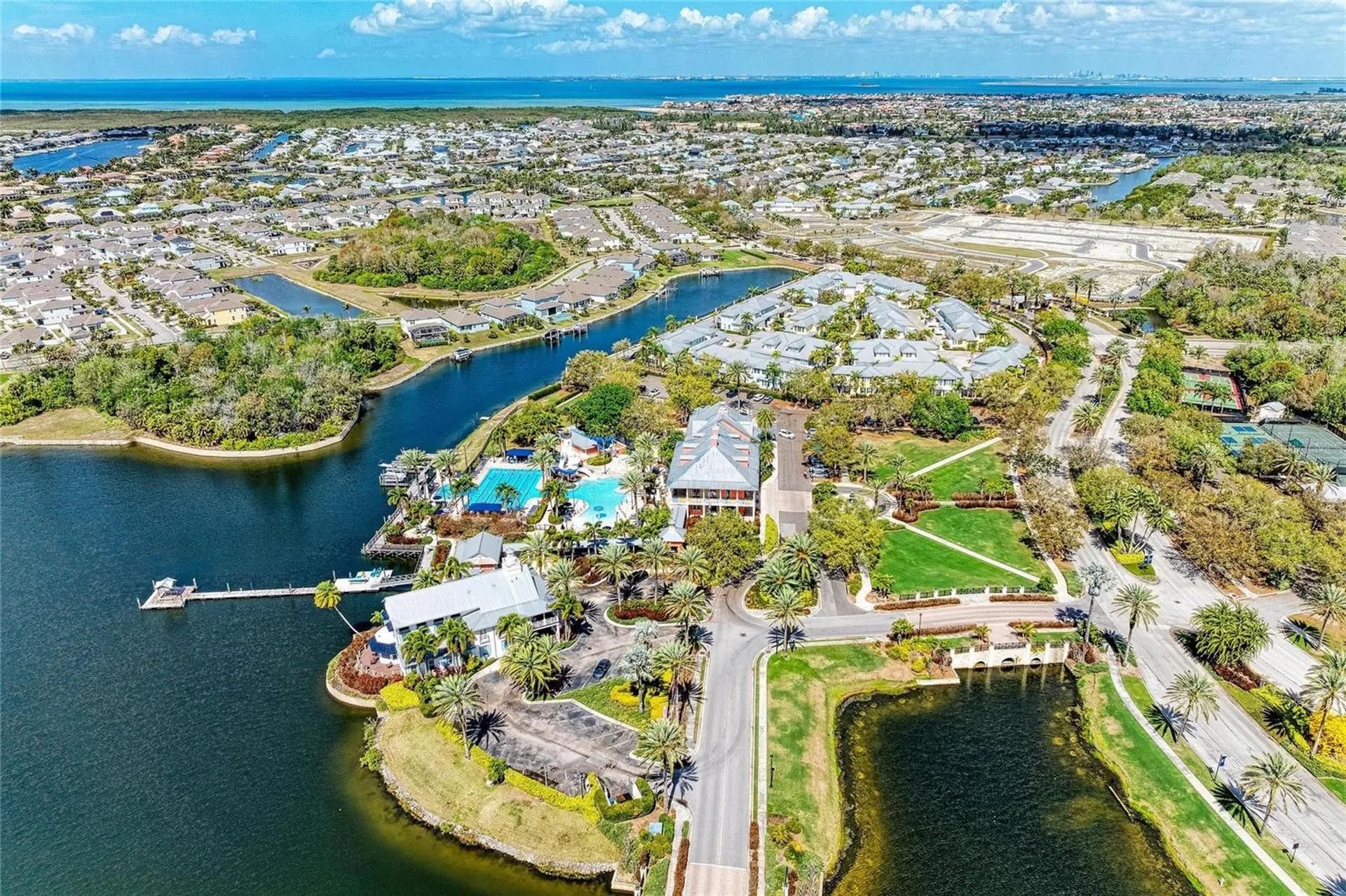 5401 Cafrey Place Apollo Beach FL 33572