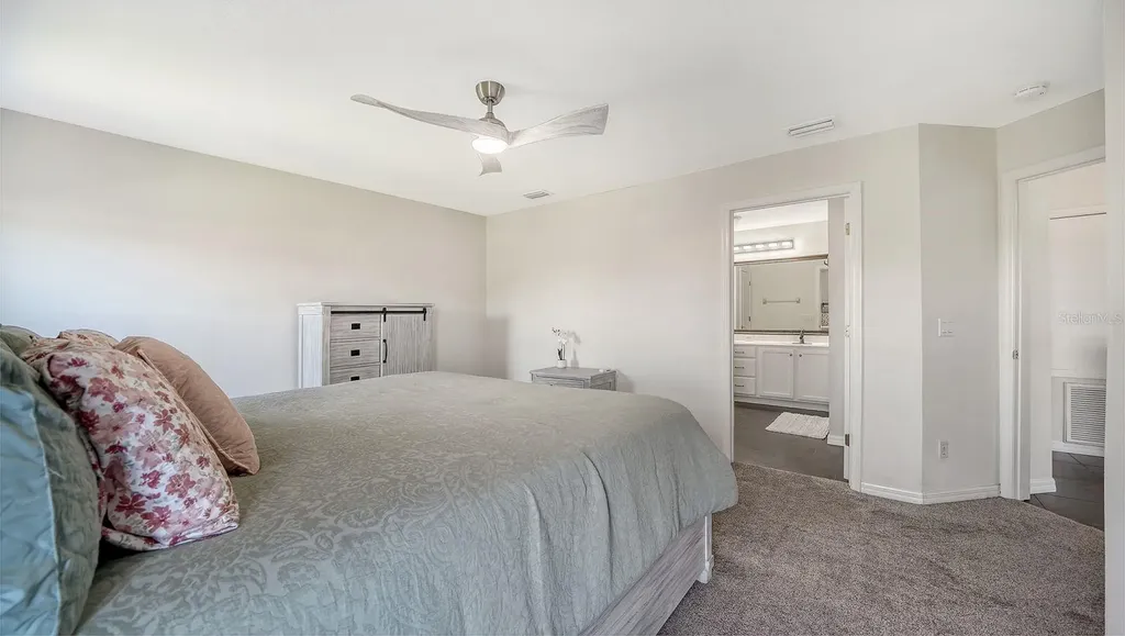 152 New Briton Court Bradenton FL 34212