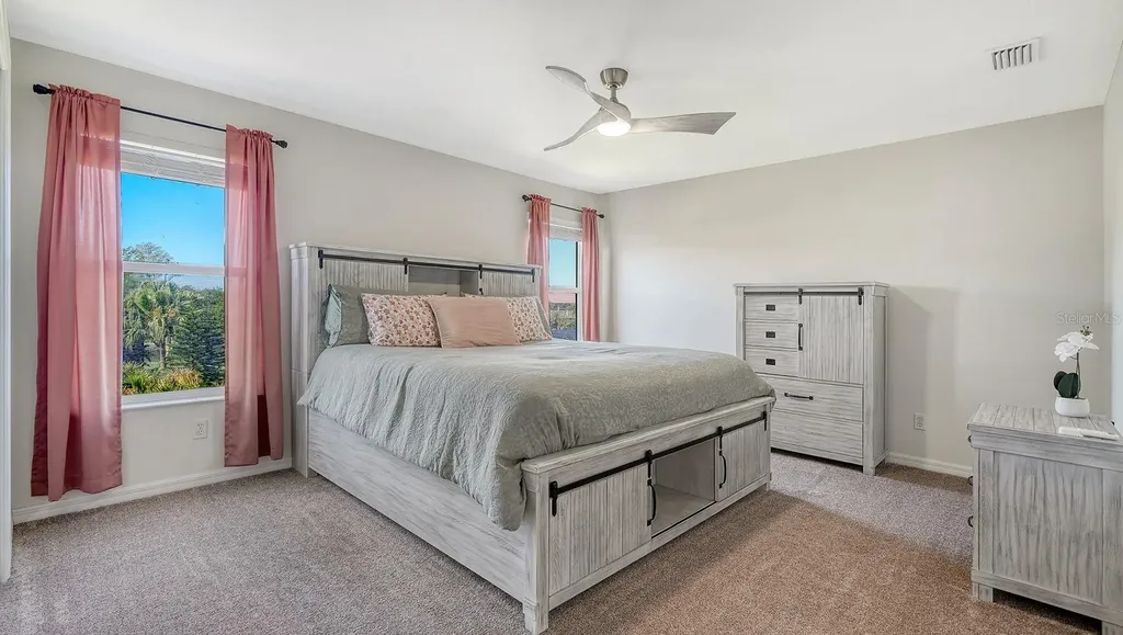 152 New Briton Court Bradenton FL 34212