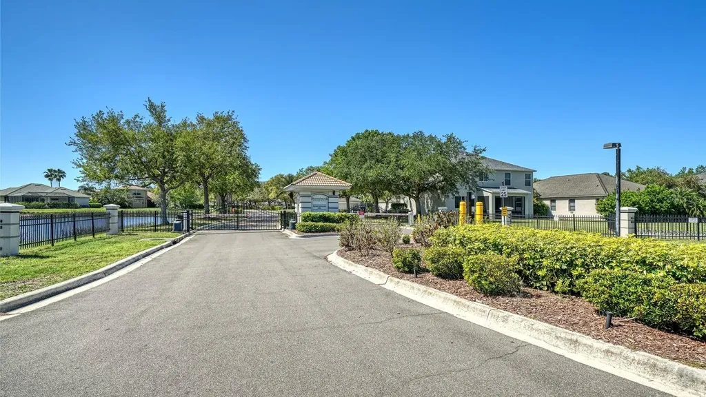 152 New Briton Court Bradenton FL 34212