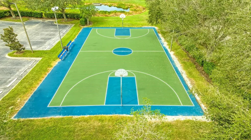 152 New Briton Court Bradenton FL 34212