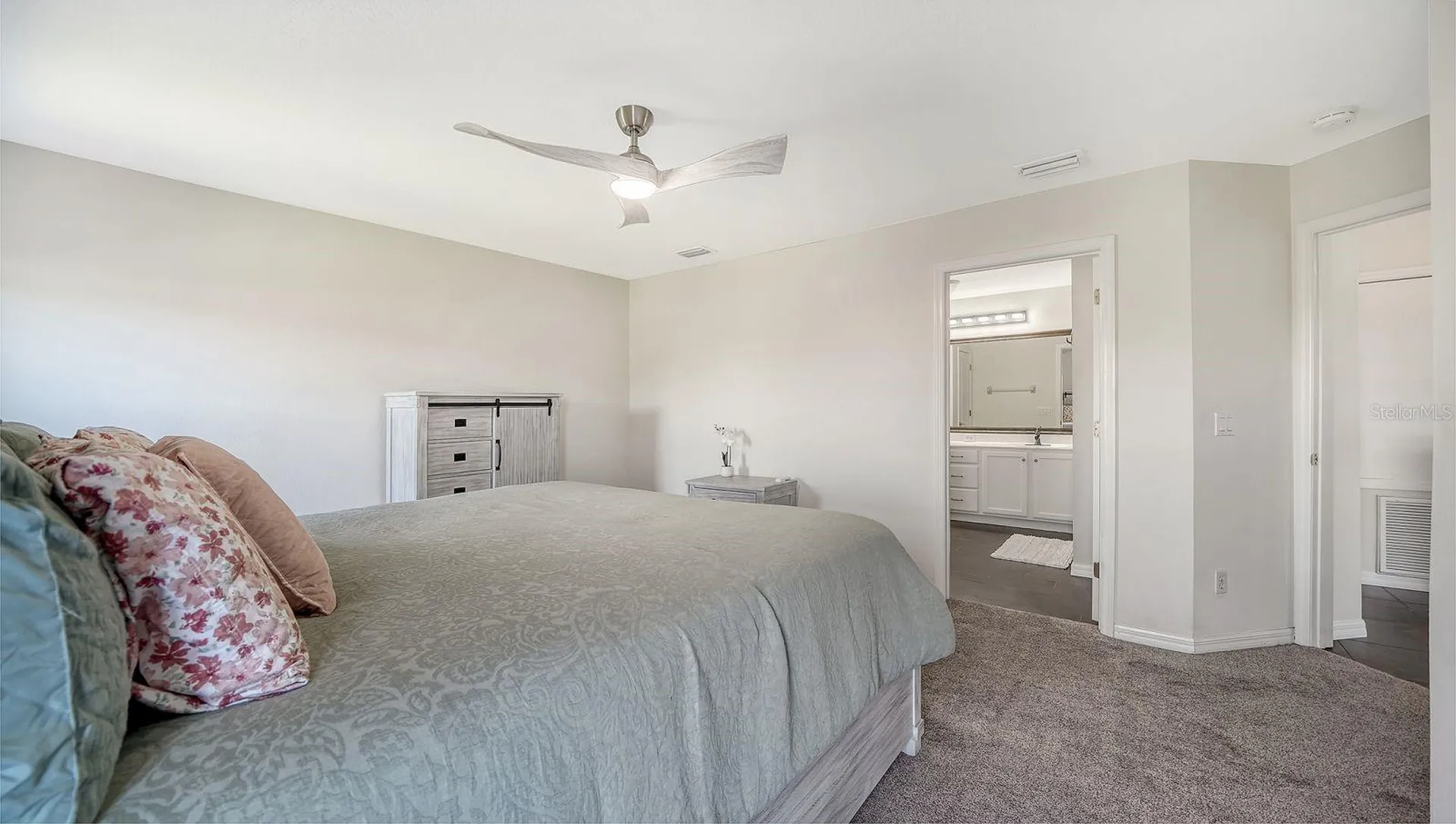 152 New Briton Court Bradenton FL 34212