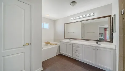 152 New Briton Court Bradenton FL 34212