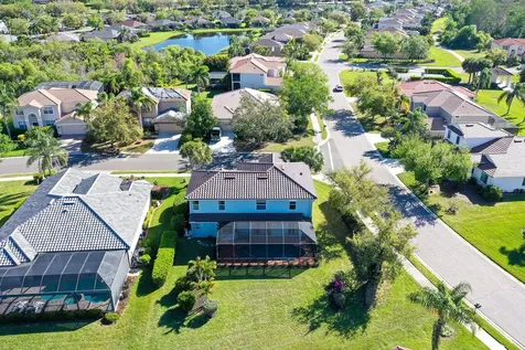 152 New Briton Court Bradenton FL 34212