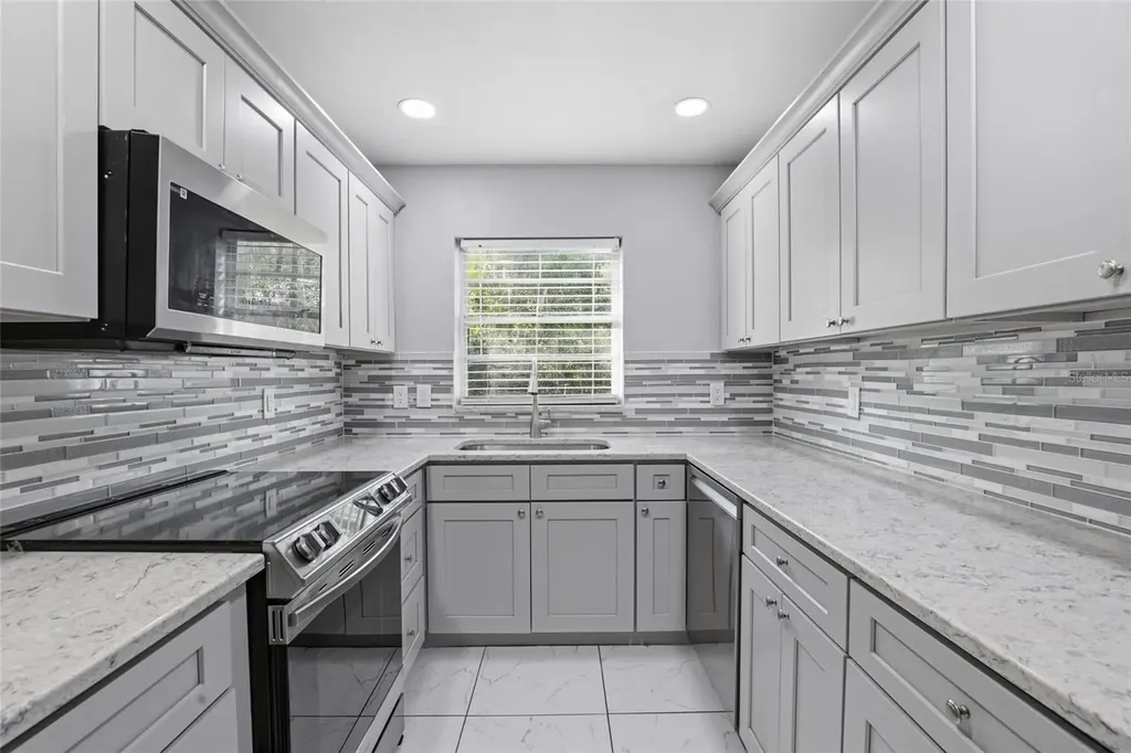 11908 NW 164th Terrace Alachua FL 32615