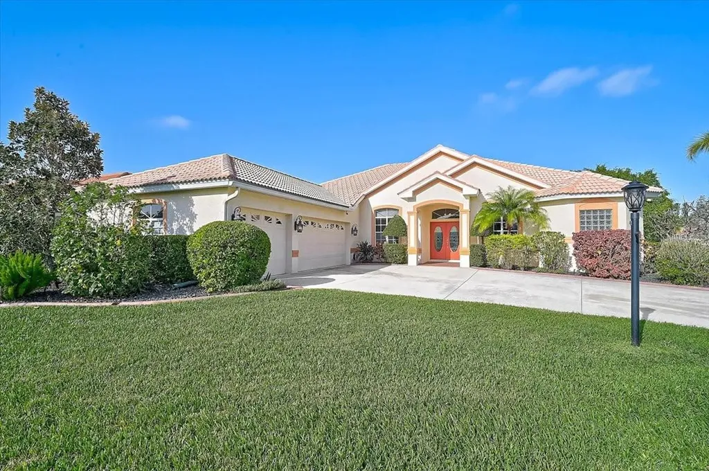 4422 Mcintosh Lake Avenue Sarasota FL 34233