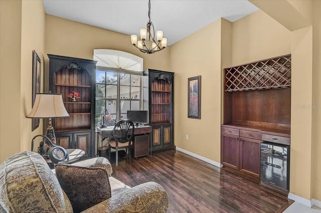 4422 Mcintosh Lake Avenue Sarasota FL 34233
