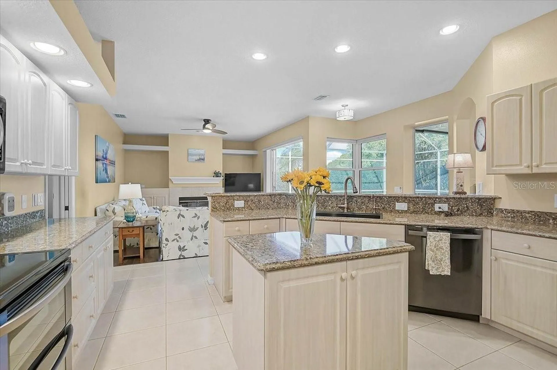 4422 Mcintosh Lake Avenue Sarasota FL 34233