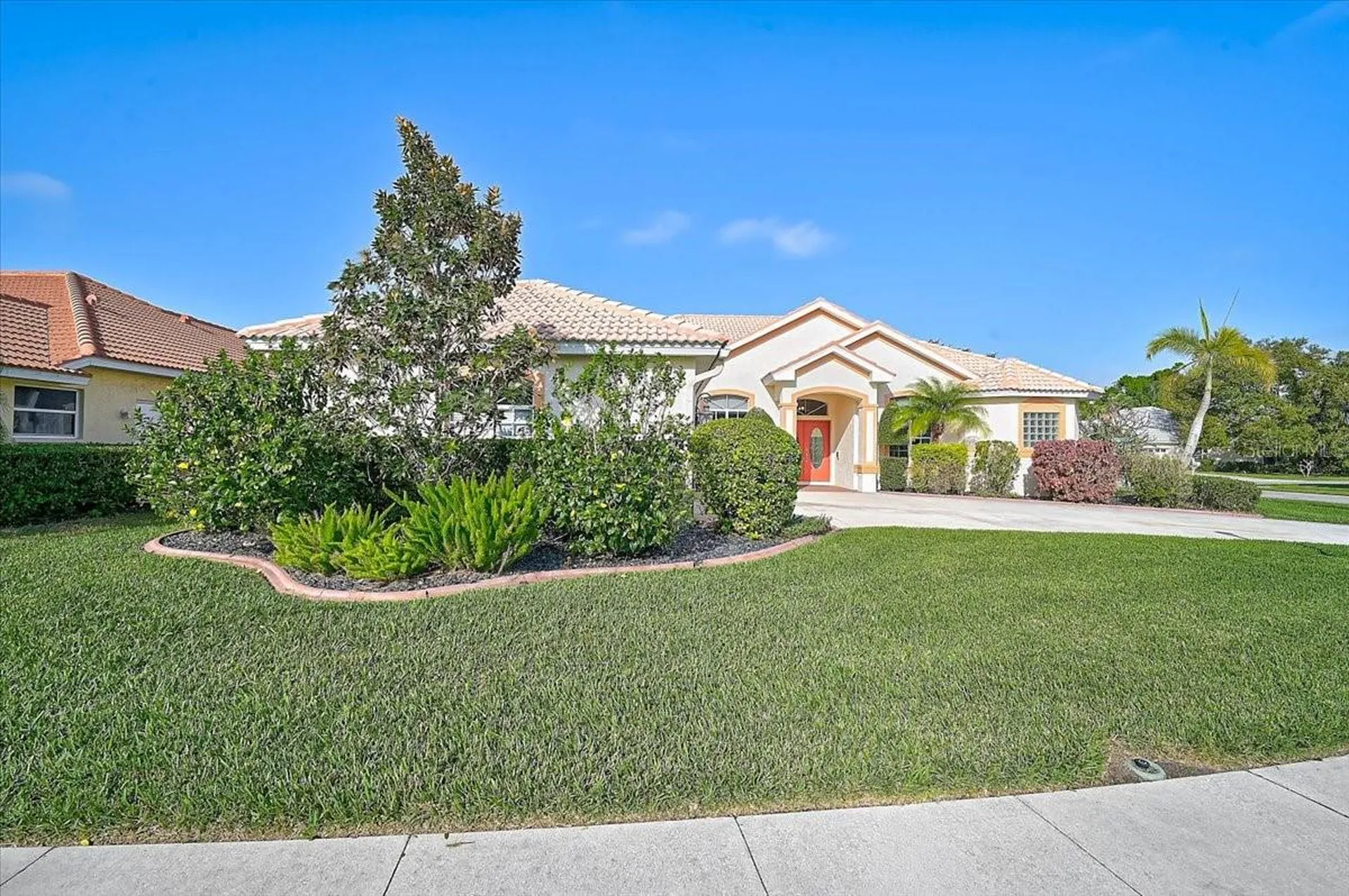 4422 Mcintosh Lake Avenue Sarasota FL 34233