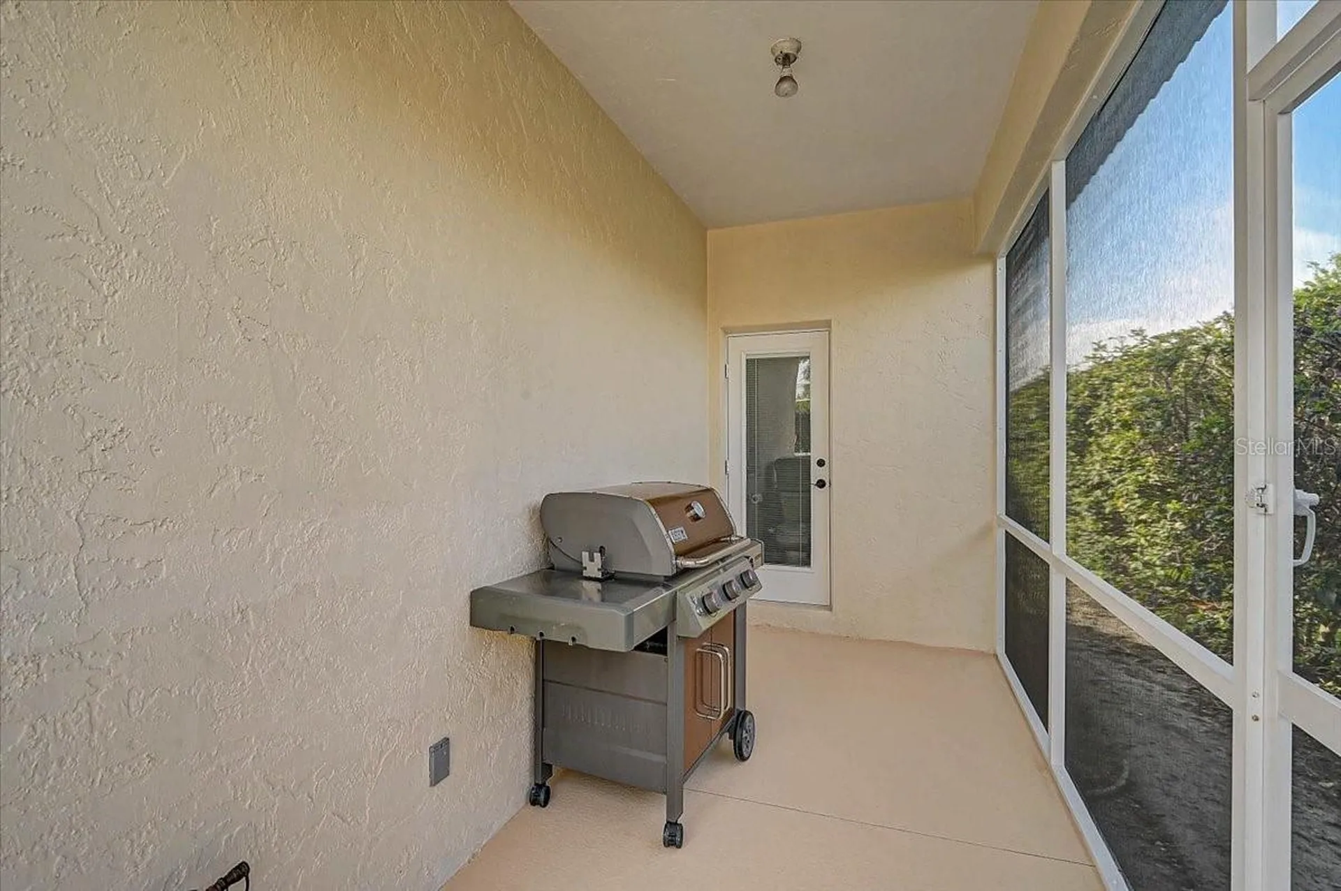 4422 Mcintosh Lake Avenue Sarasota FL 34233