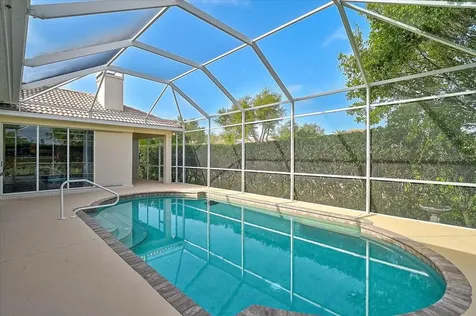 4422 Mcintosh Lake Avenue Sarasota FL 34233
