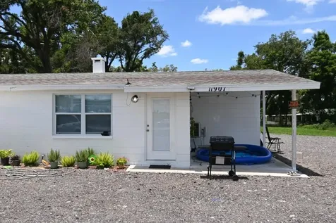 11907 Frontage Road Dade City FL 33525