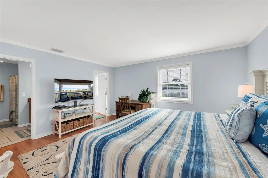 237 Seahorse Drive SE St Petersburg FL 33705