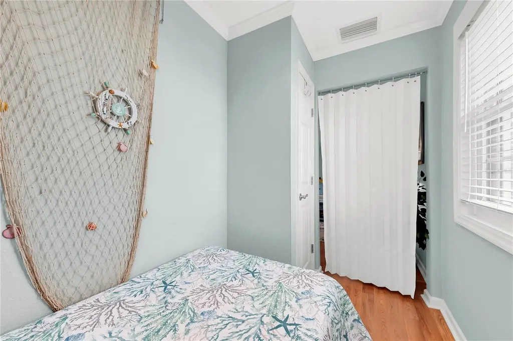 237 Seahorse Drive SE St Petersburg FL 33705