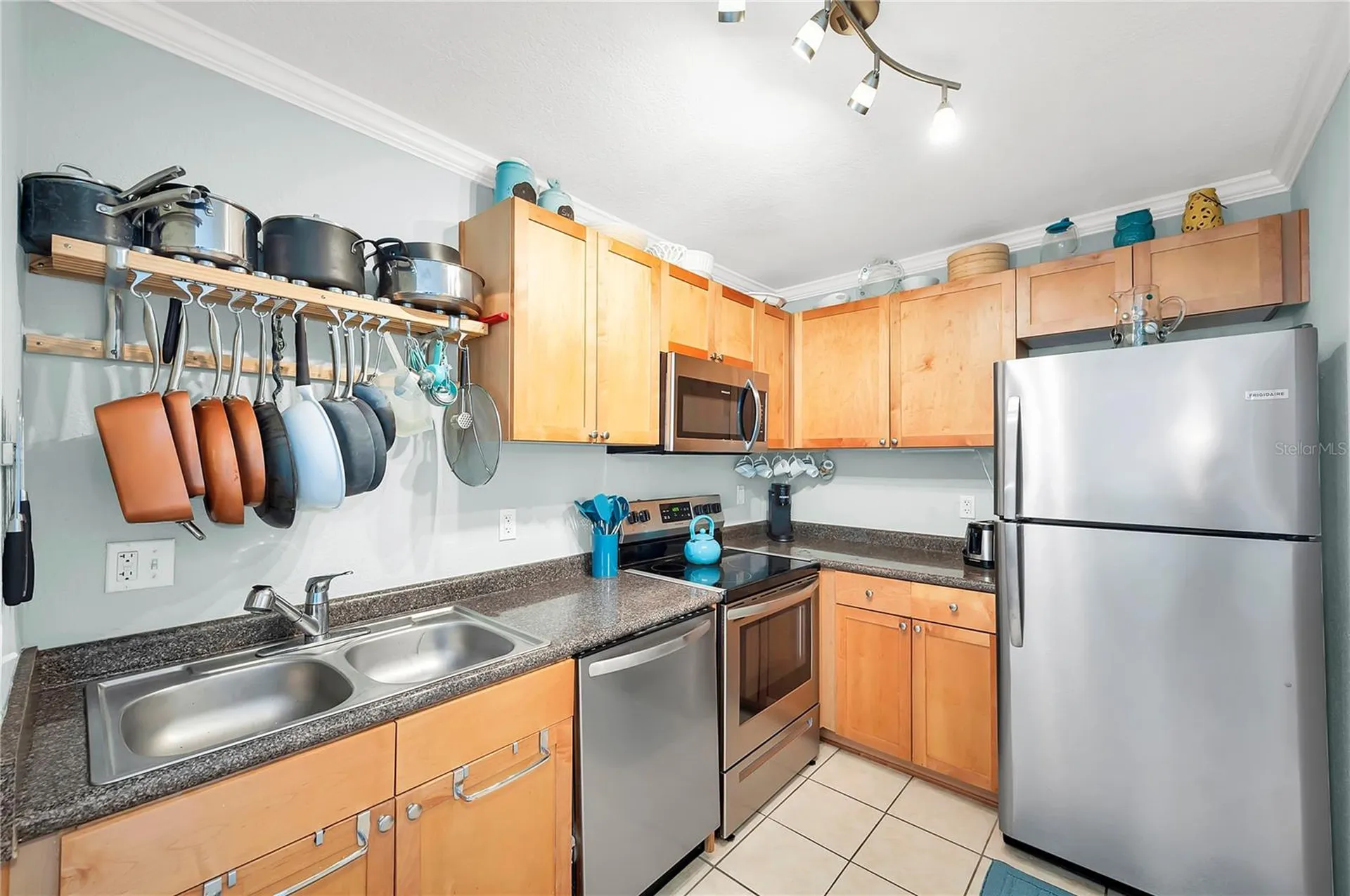 237 Seahorse Drive SE St Petersburg FL 33705