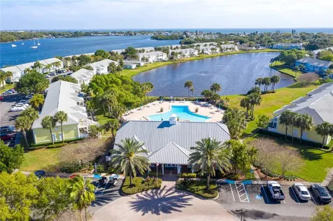 237 Seahorse Drive SE St Petersburg FL 33705