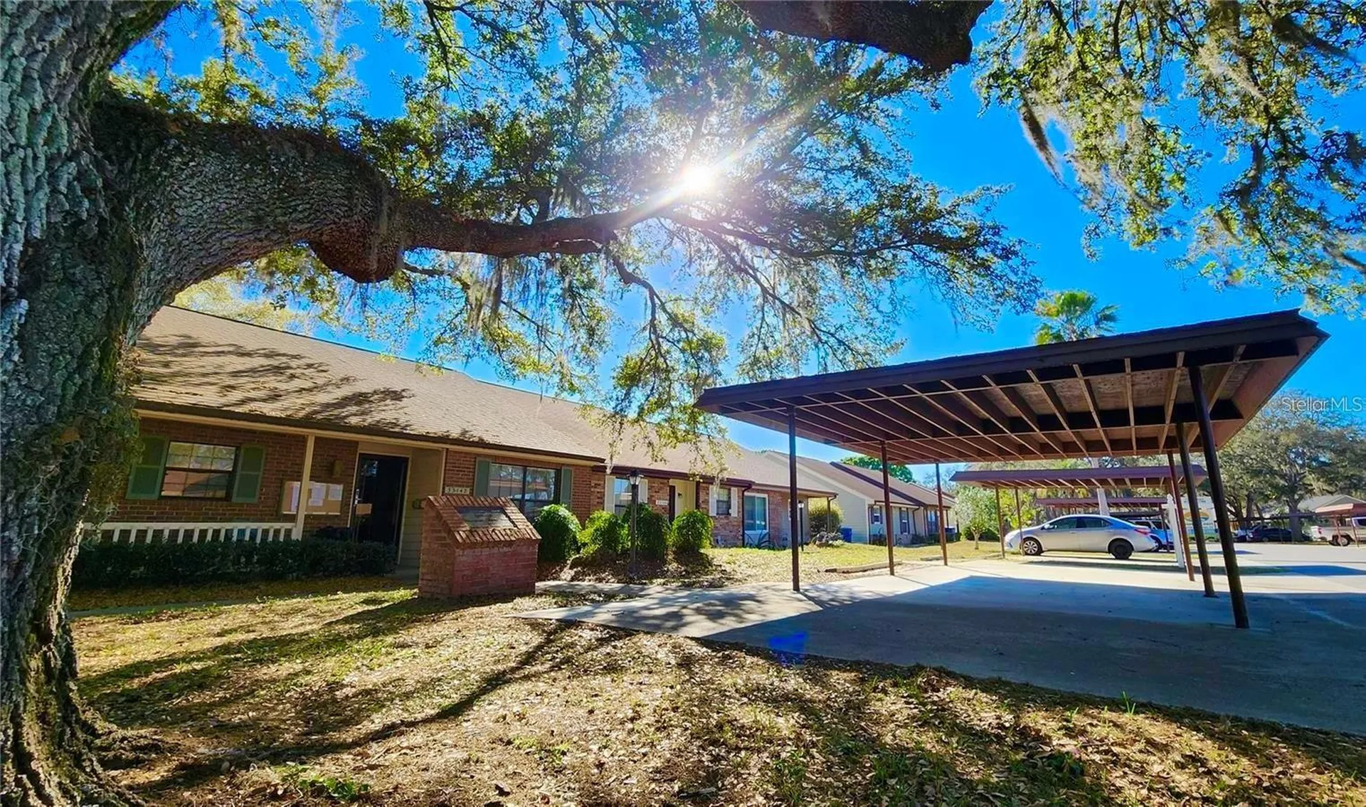 35140 Whispering Oaks Boulevard Dade City FL 33523