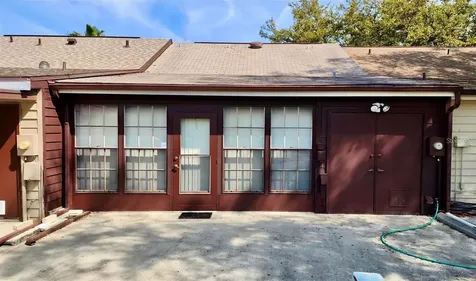 35140 Whispering Oaks Boulevard Dade City FL 33523