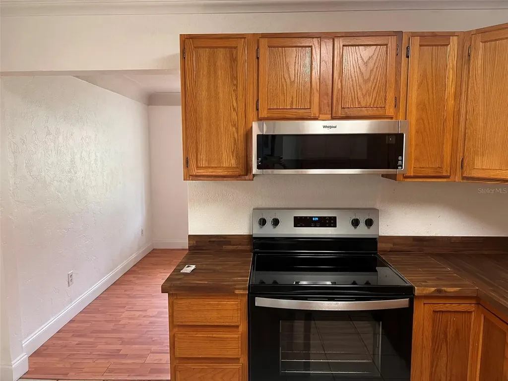 1204 NE 32nd Place Ocala FL 34479