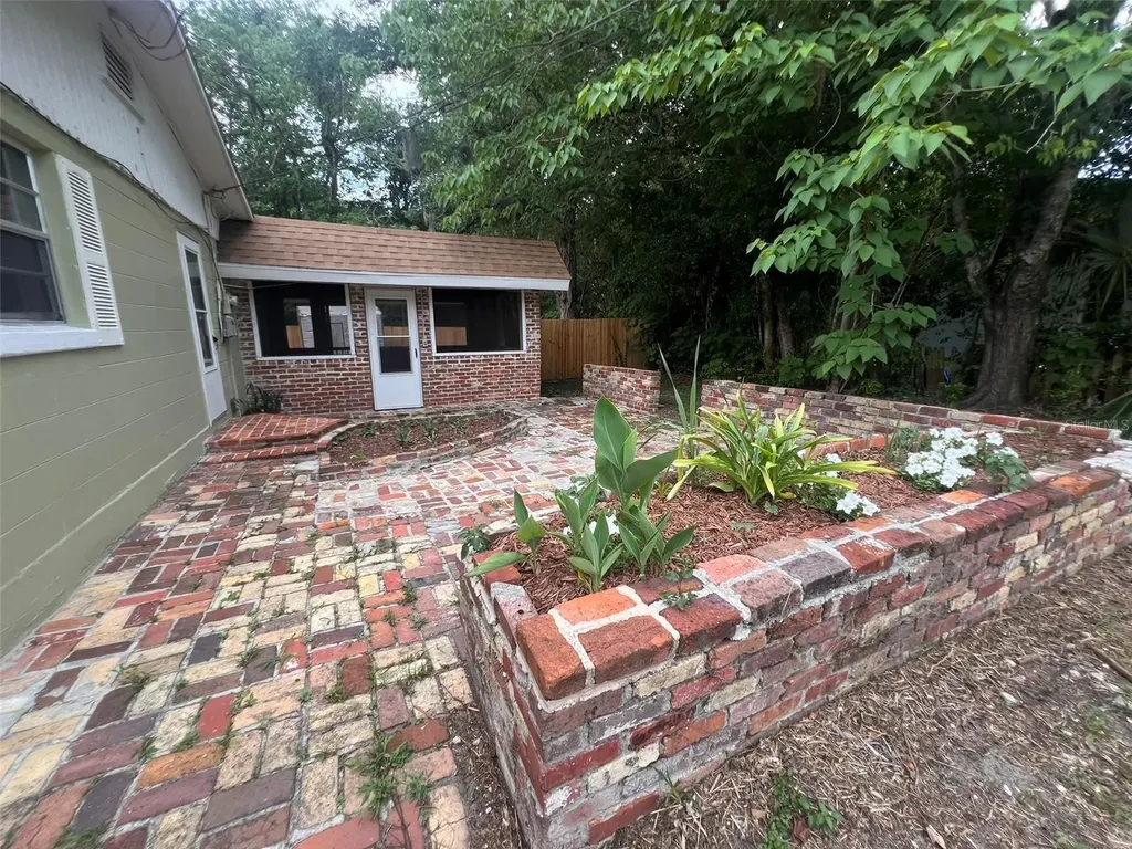 1204 NE 32nd Place Ocala FL 34479