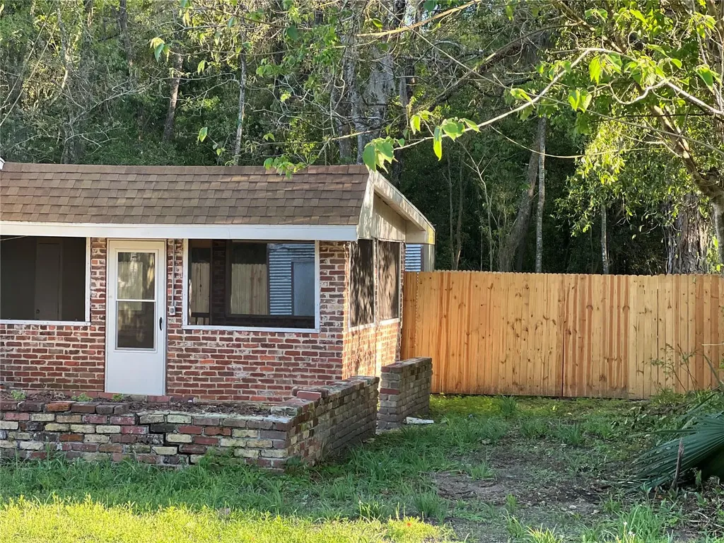 1204 NE 32nd Place Ocala FL 34479