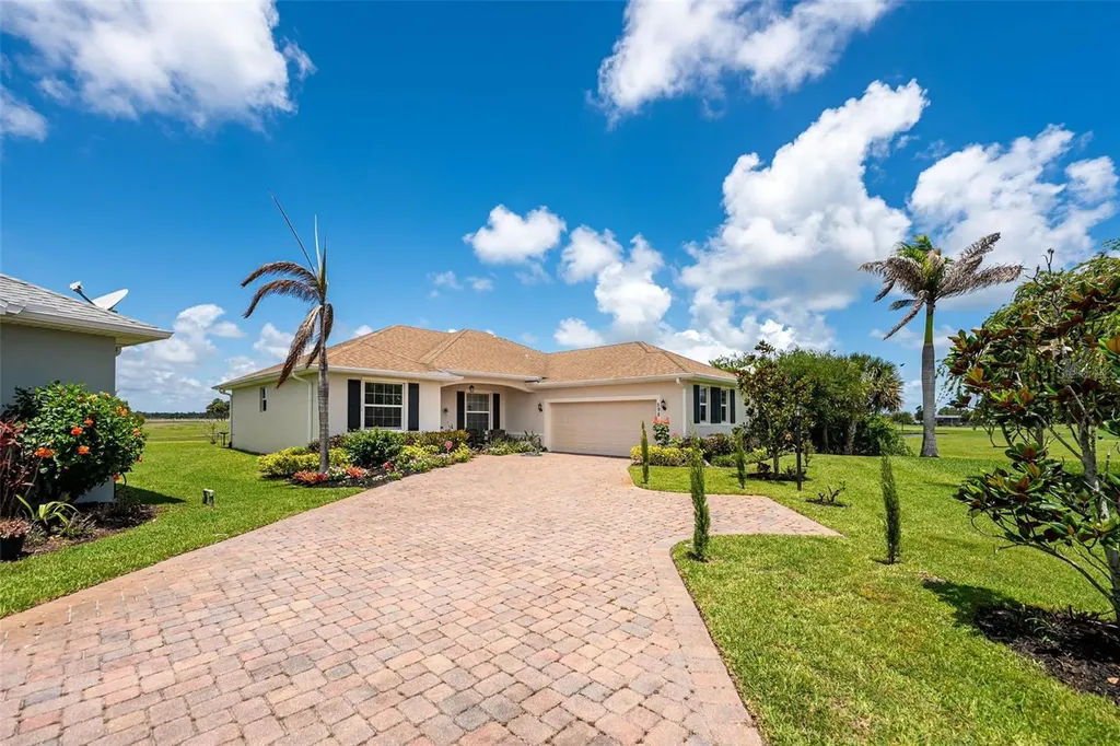 598 Gossamer Wing Way Sebastian FL 32958