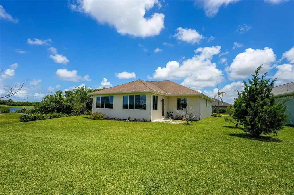 598 Gossamer Wing Way Sebastian FL 32958