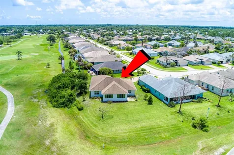 598 Gossamer Wing Way Sebastian FL 32958